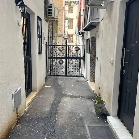 Nel Vicoletto House Apartment Palermo